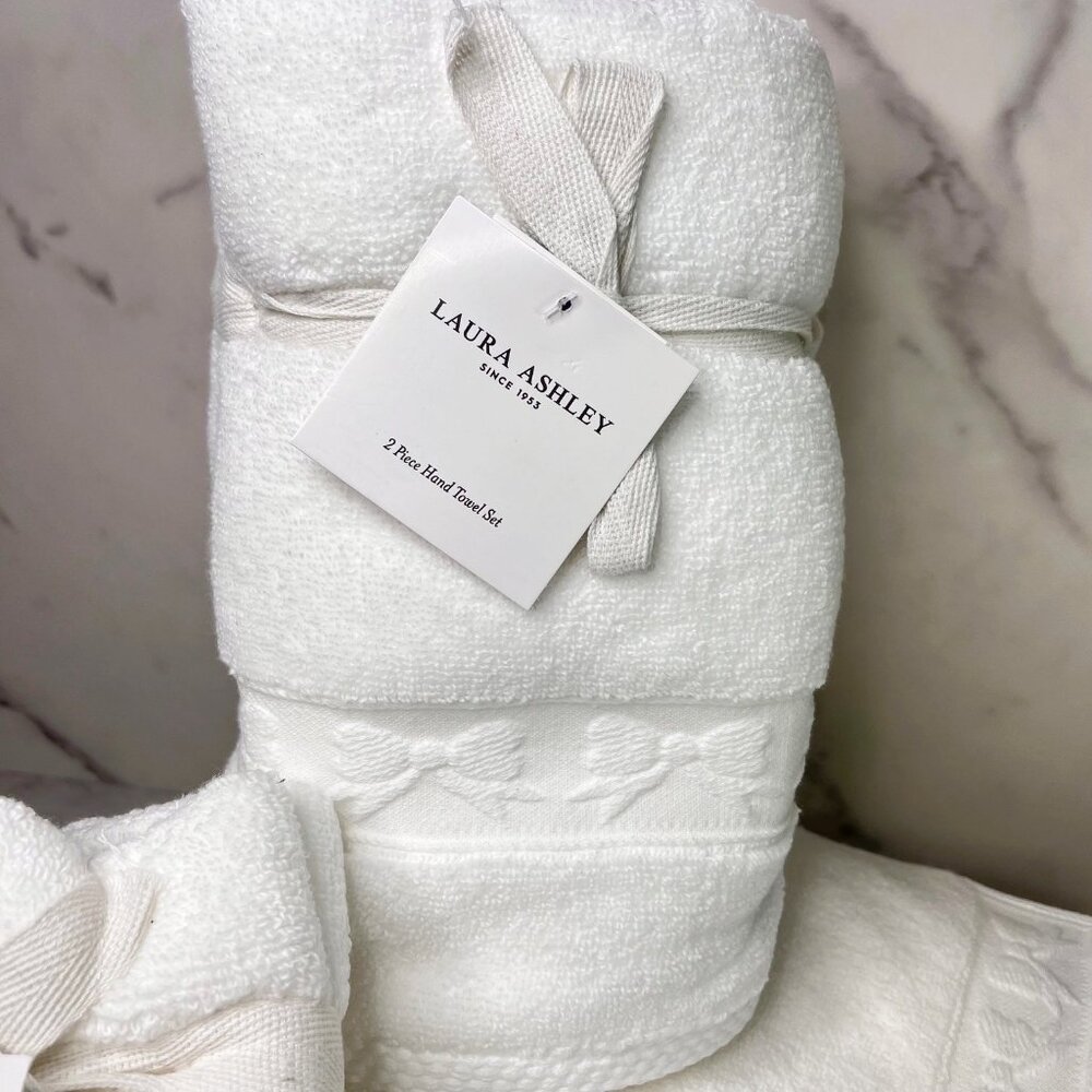 Laura Ashley 6Pc White Bows Bath Towels Set - Picture 5 of 7